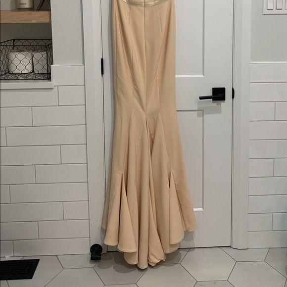 Formal Gown - Picture 5 of 8